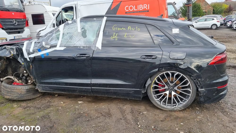 Audi Q8 60 TFSIe quattro tiptronic competition plus - 10
