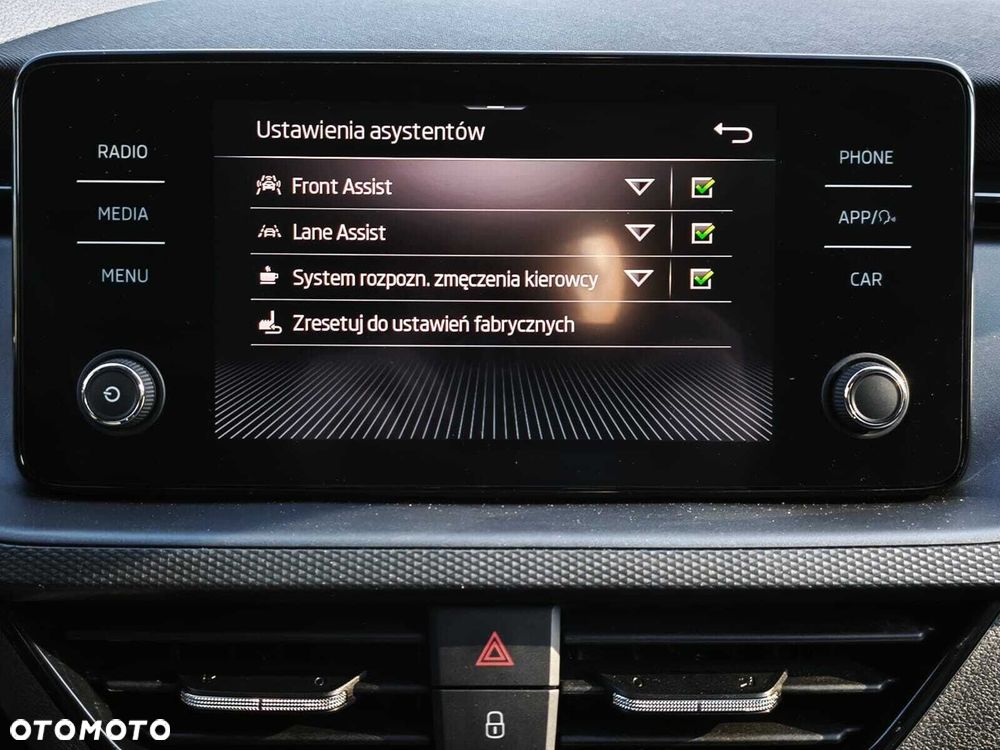 Skoda Kamiq 1.0 TSI Ambition - 32