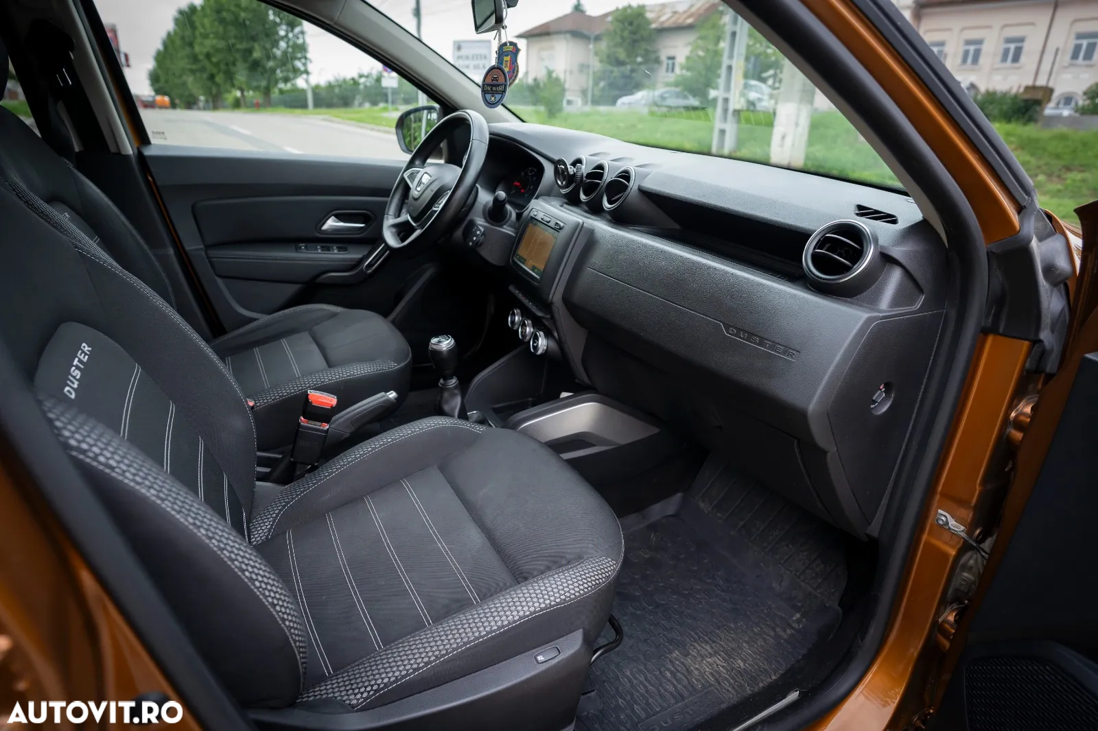 Dacia Duster TCe 150 GPF Prestige jante 17" - 13