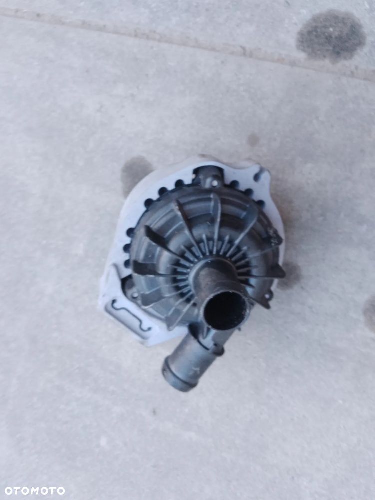 DODATKOWA POMPA WODY VW ID.3 ID.4 1EA965567L 2019- - 1