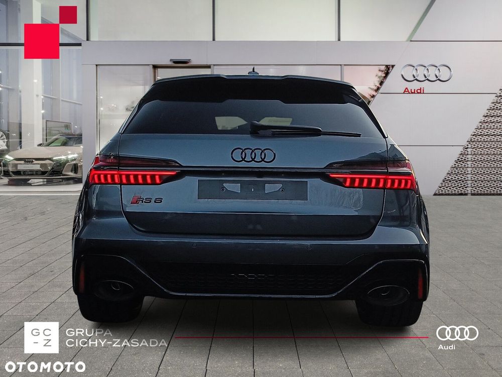 Audi RS6 Avant - 4