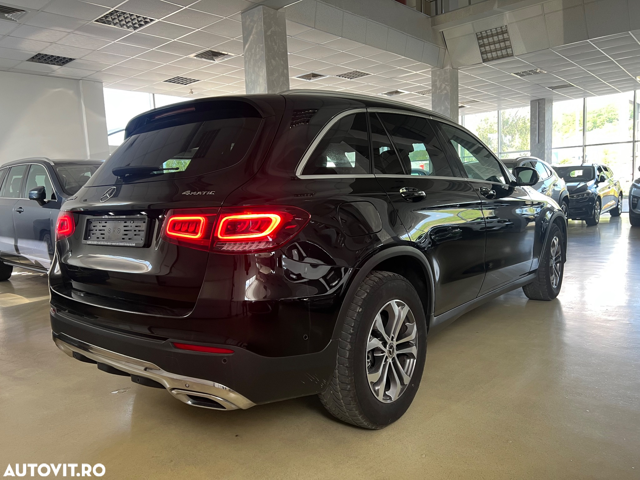 Mercedes-Benz GLC 220 d 4Matic 9G-TRONIC - 10