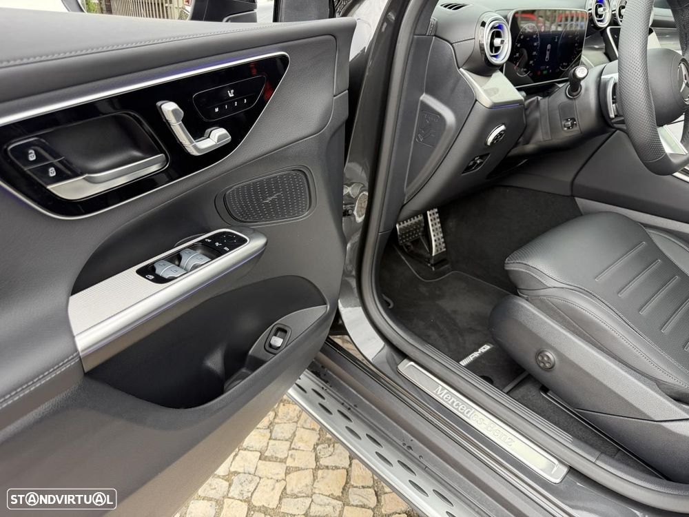 Mercedes-Benz GLC 300 de Coupe 4Matic - 14