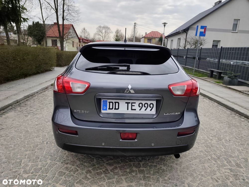 Mitsubishi Lancer 1.8 Intense - 8