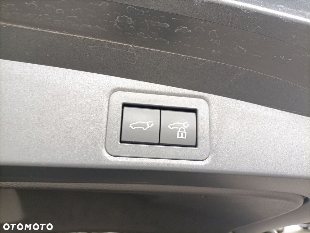 Toyota Corolla - 16