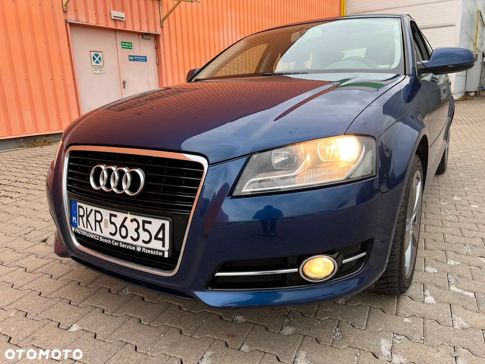 Audi A3 Sportback - 12
