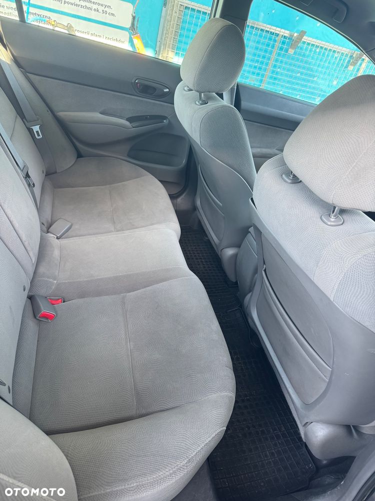 Honda Civic 1.8 Comfort - 8