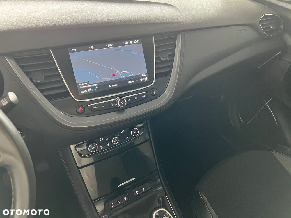 Opel Grandland X - 15