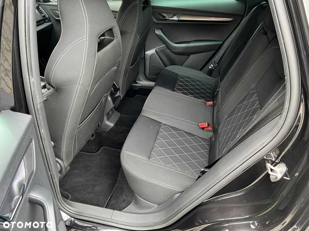 Skoda Karoq 2.0 TDI SCR 4x4 Sportline DSG - 38