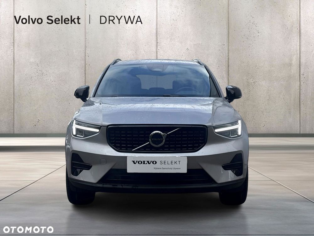 Volvo XC 40 - 3