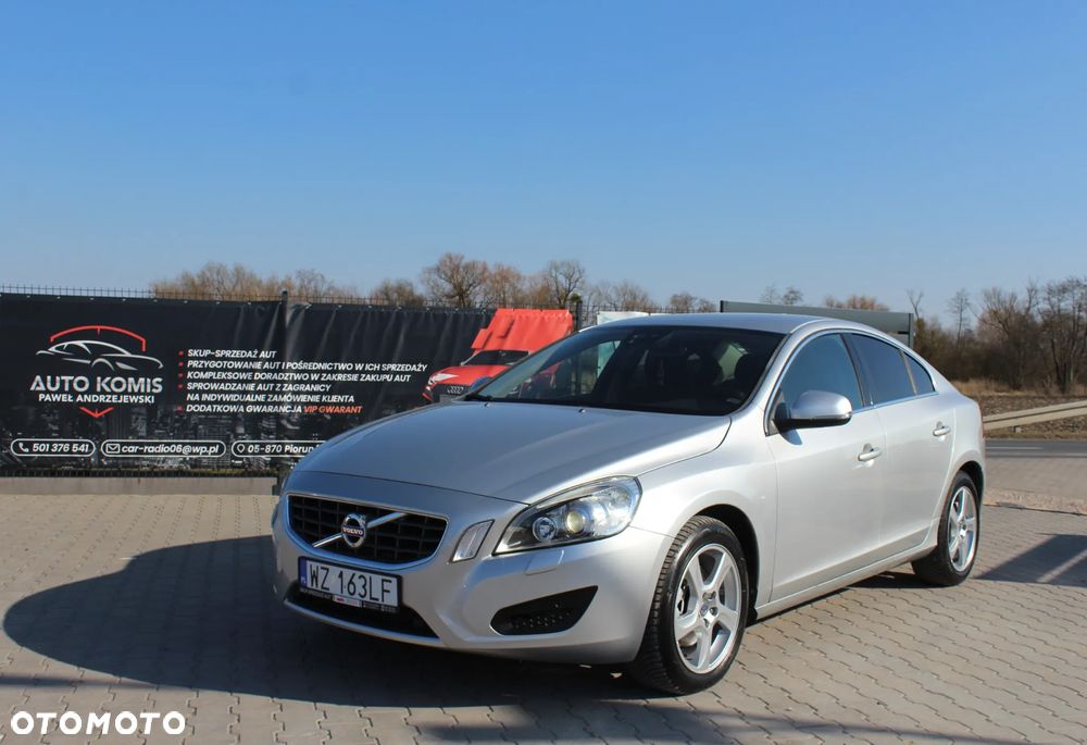 Volvo S60 D3 Summum - 6