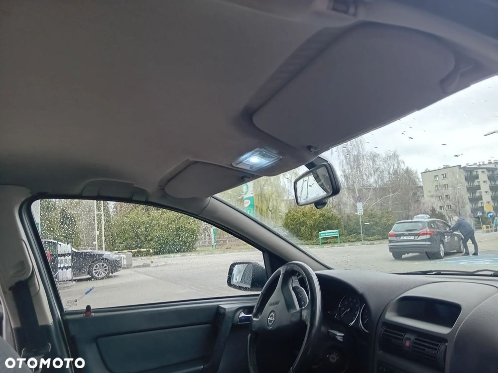 Opel Astra - 33