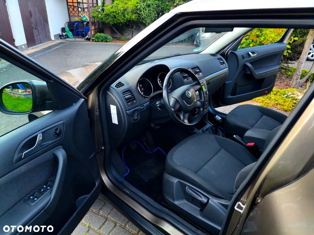 Skoda Yeti 1.2 TSI Experience PLUS EDITION - 30