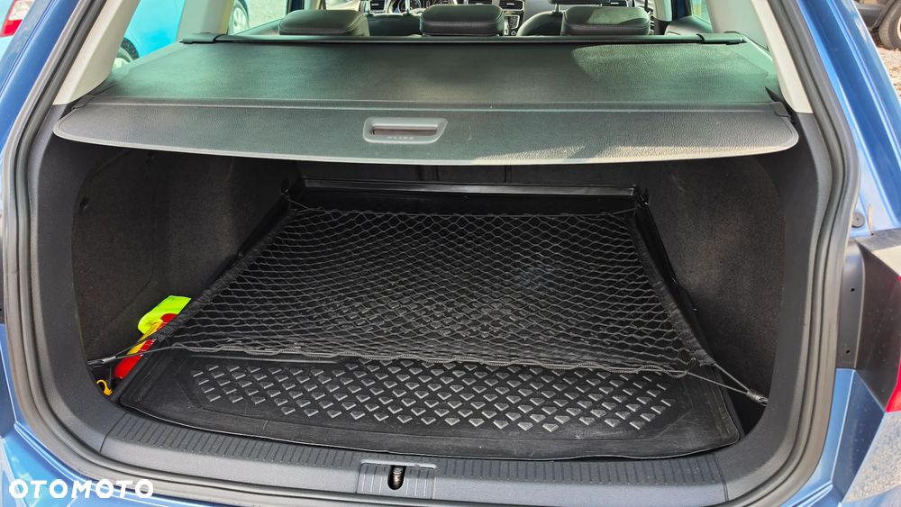 Volkswagen Golf Variant 1.6 TDI DPF BlueMotion Technology DSG MATCH - 17