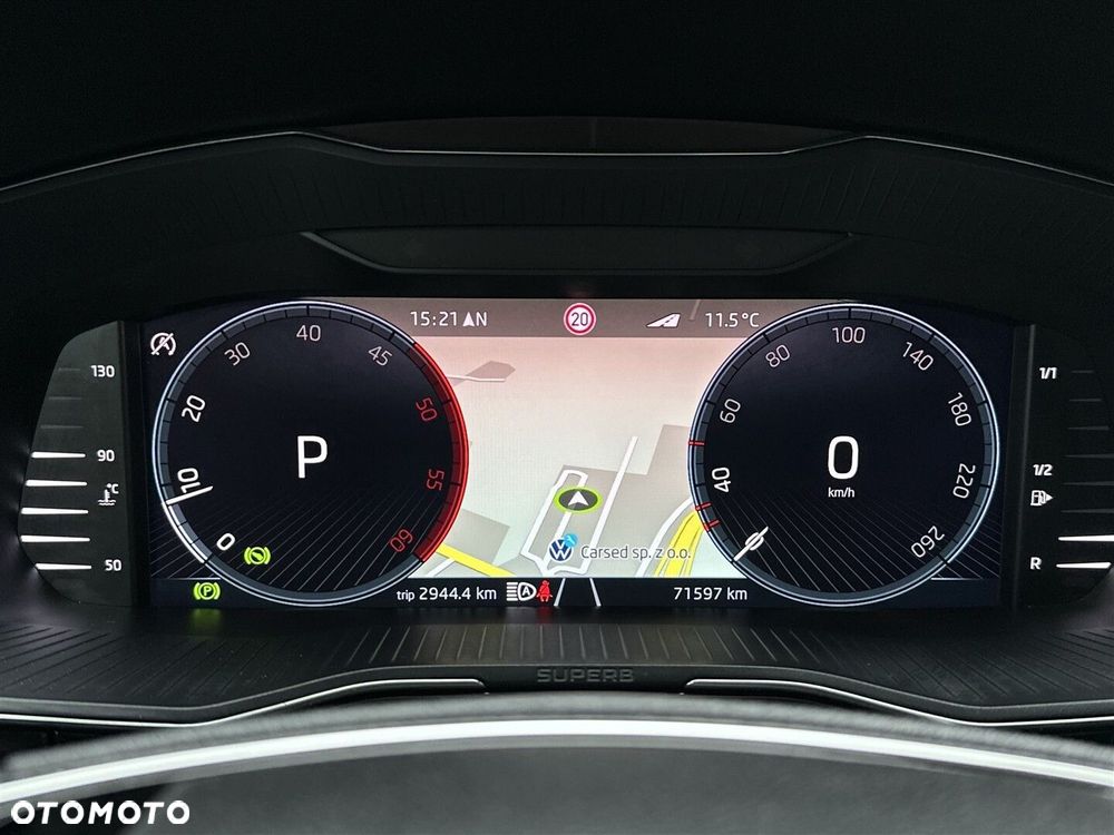 Skoda Superb 2.0 TDI SCR L&K DSG - 17