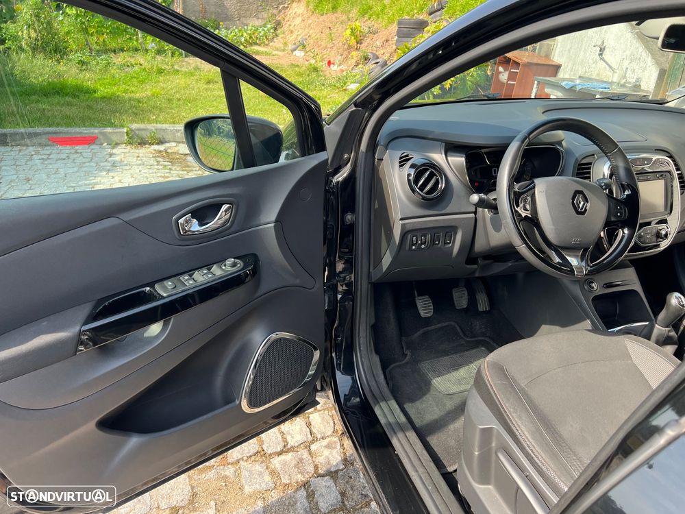 Renault Captur 1.5 dCi Exclusive - 3