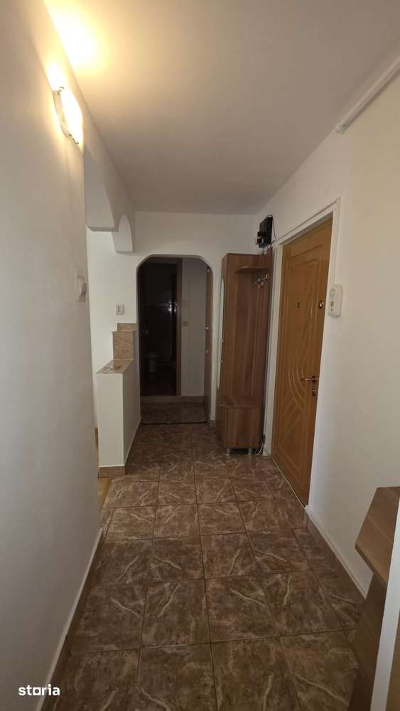 Apartament cu 2 camere, 49 mp., zona Materna — fotografia 3