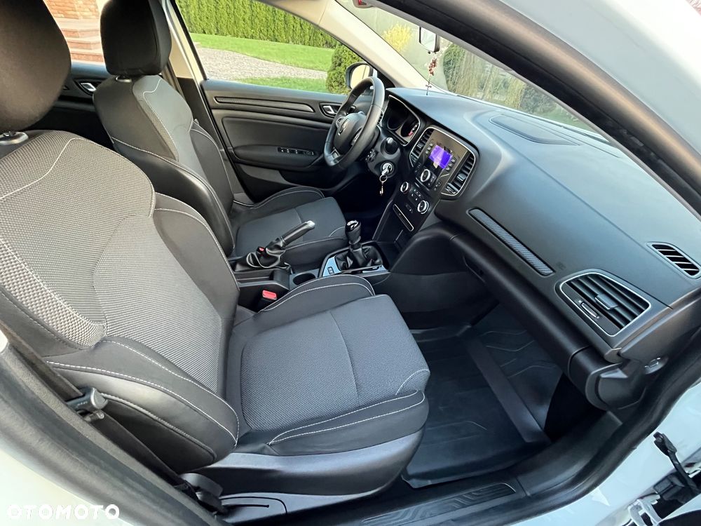 Renault Megane 1.6 SCe Life - 26