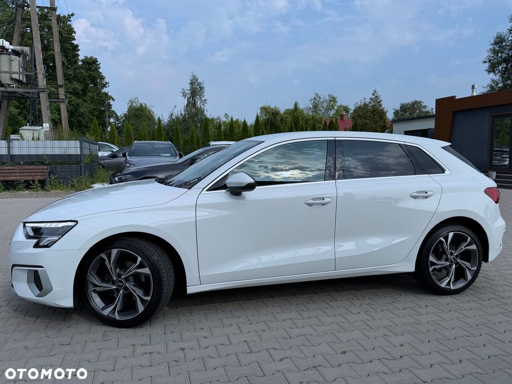 Audi A3 Sportback 35 TFSI S tronic - 4