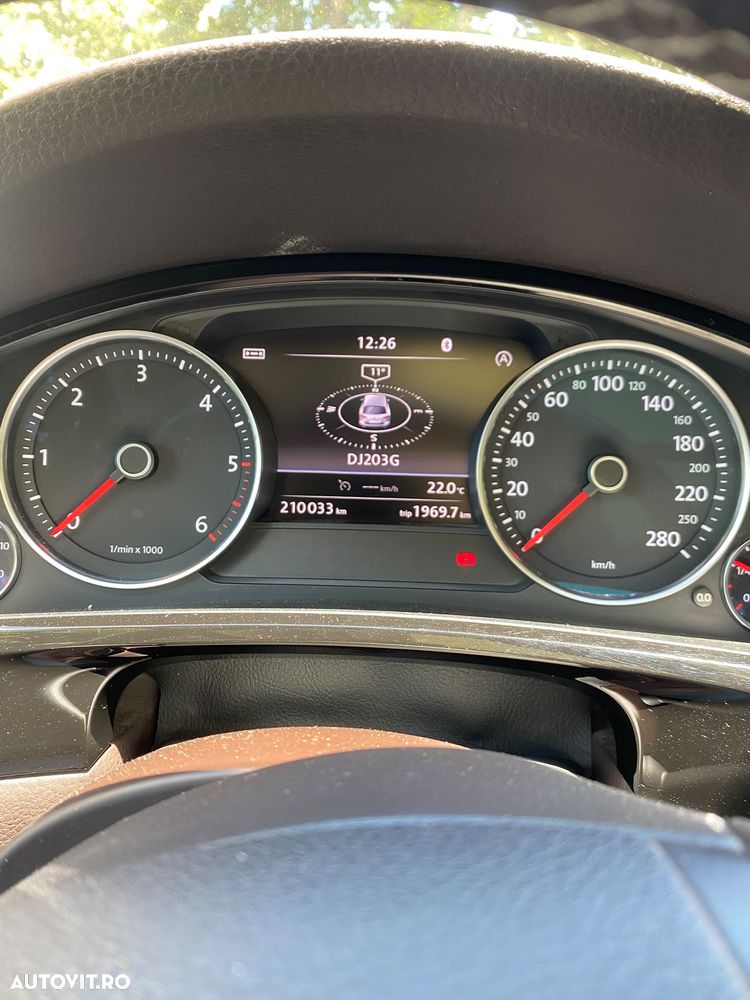 Volkswagen Touareg V6 TDI BMT Supreme Plus - 6