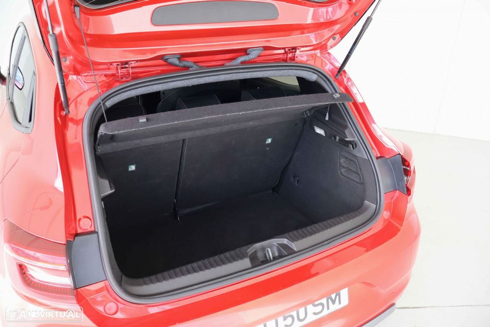 Renault Clio - 10