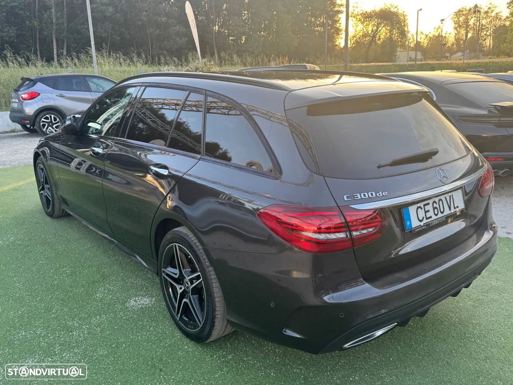 Mercedes-Benz C 300 de AMG Line - 10