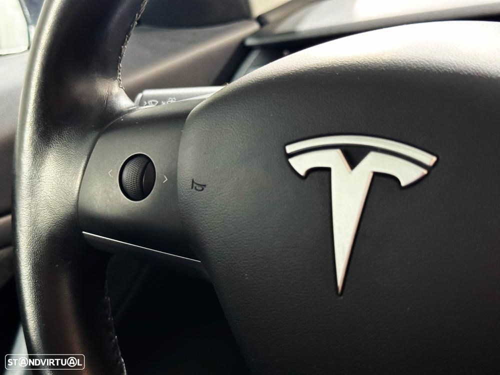 Tesla Model 3 Long-Range Dual Motor AWD - 44