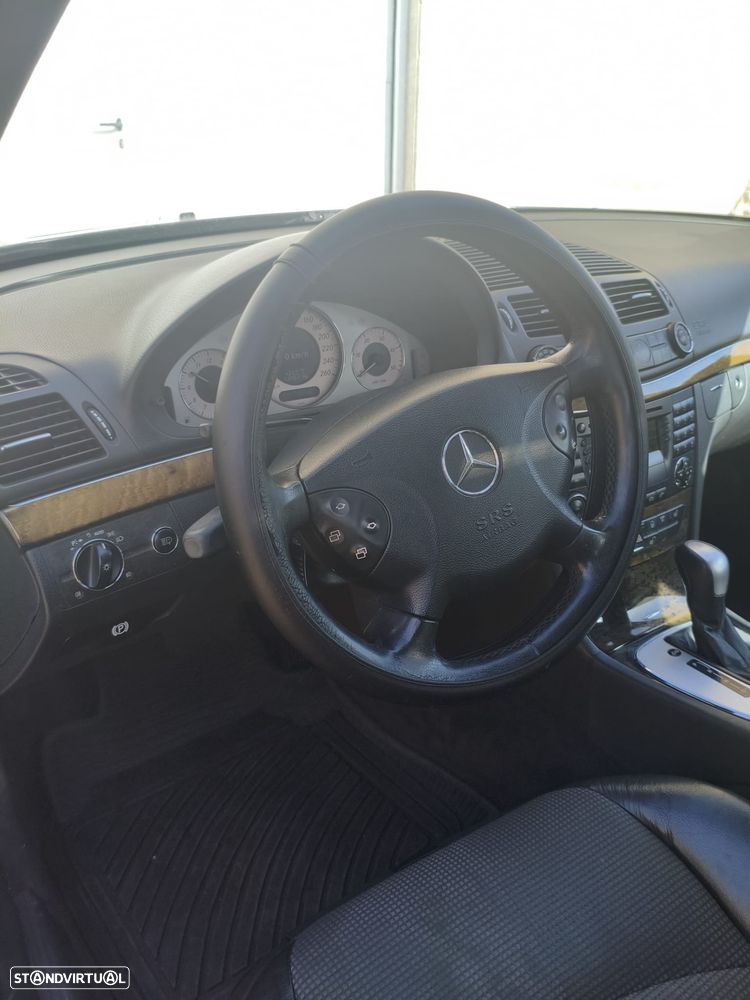 Mercedes-Benz E 270 - 13
