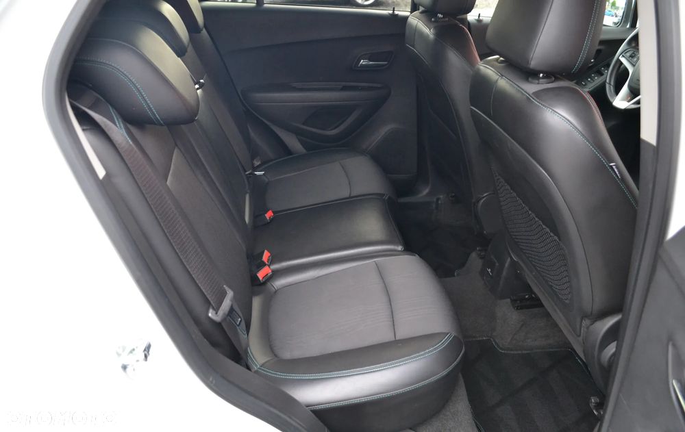 Chevrolet Trax 1.4T AWD LT - 8