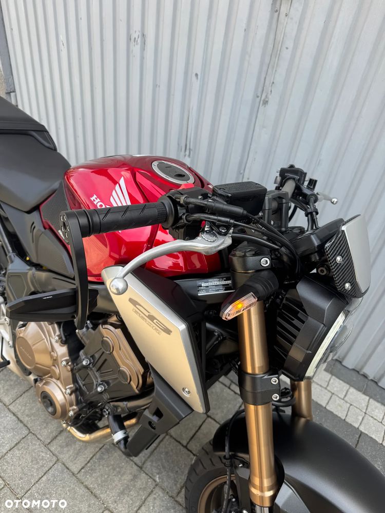Honda CB - 25