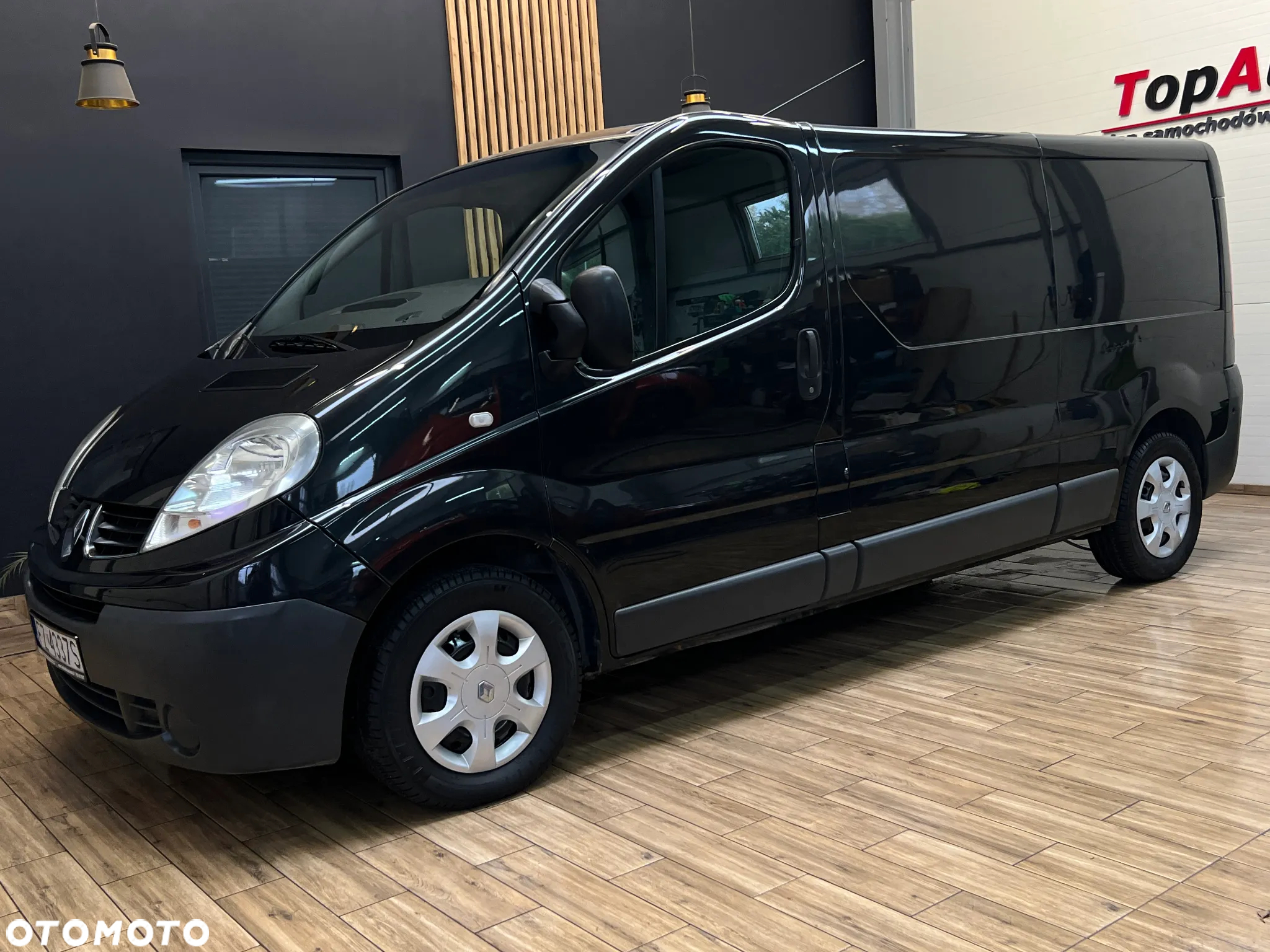 Renault TRAFIC - 12