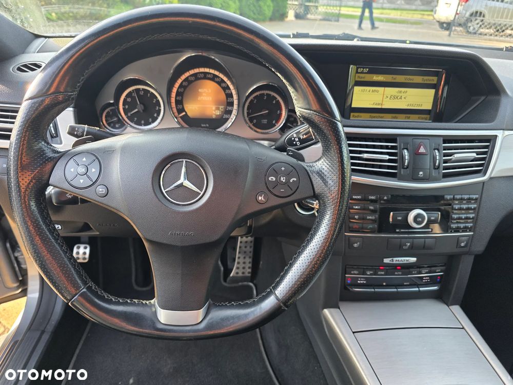 Mercedes-Benz Klasa E - 18