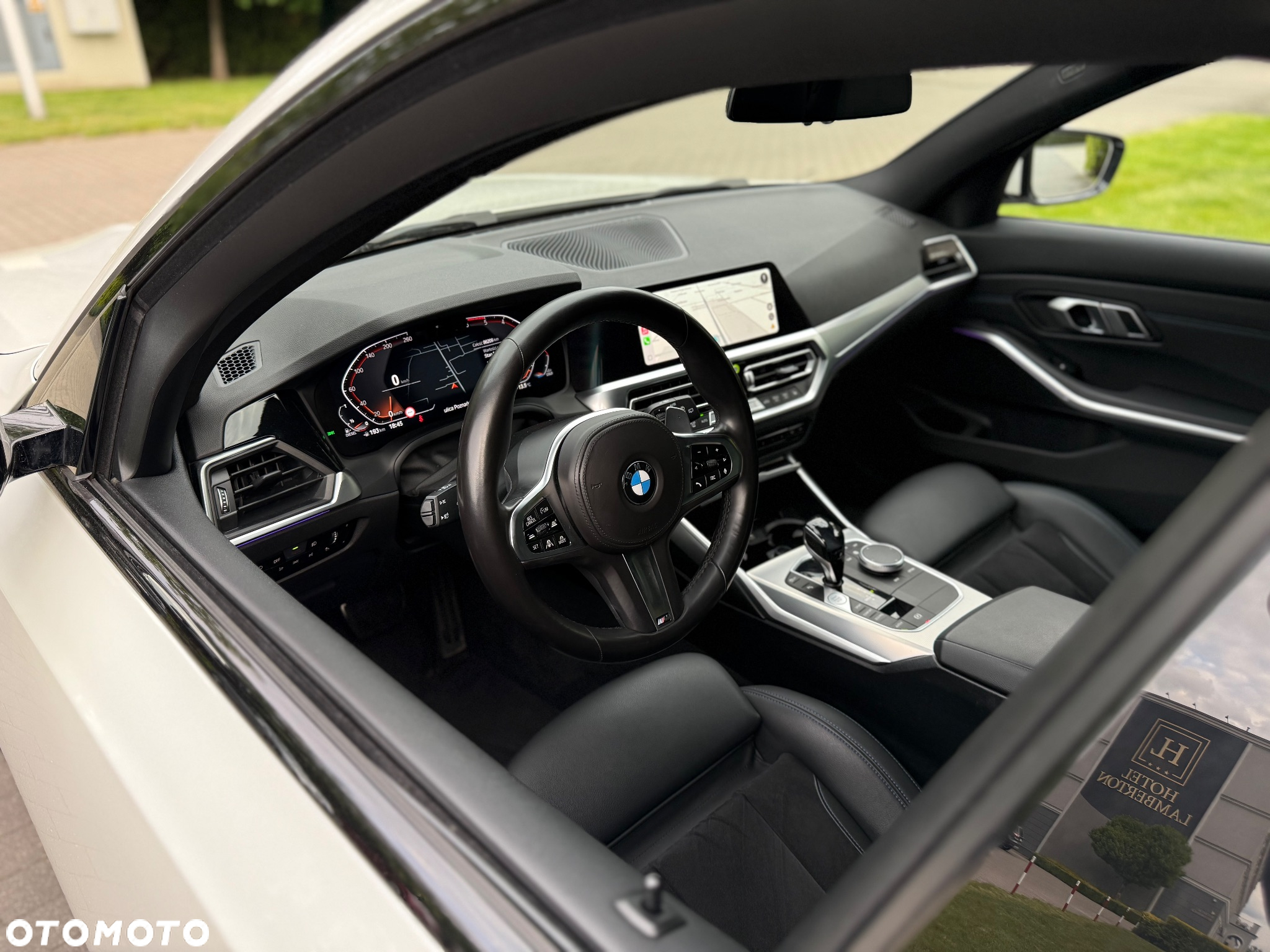 BMW Seria 3 320d Touring xDrive M Sport - 9