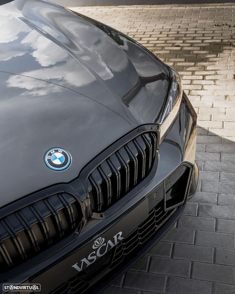 BMW 330 e Pack Desportivo M Pro Auto - 45