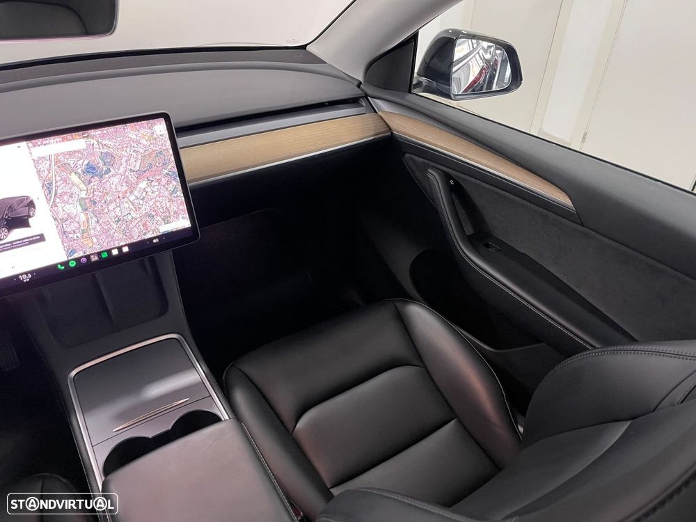 Tesla Model Y Standard - 22