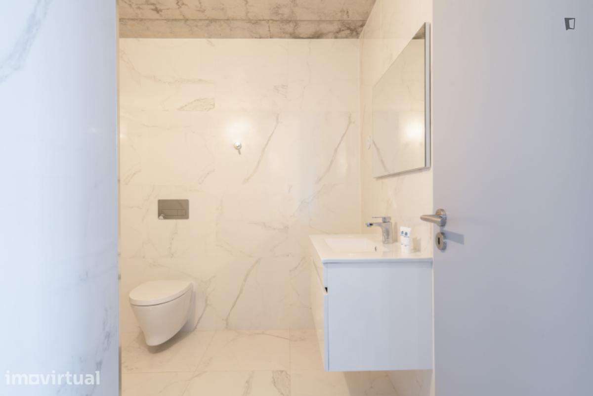 Apartamento com 1 quartos - localizado em Vila nova de gaia - Grande imagem: 3/31