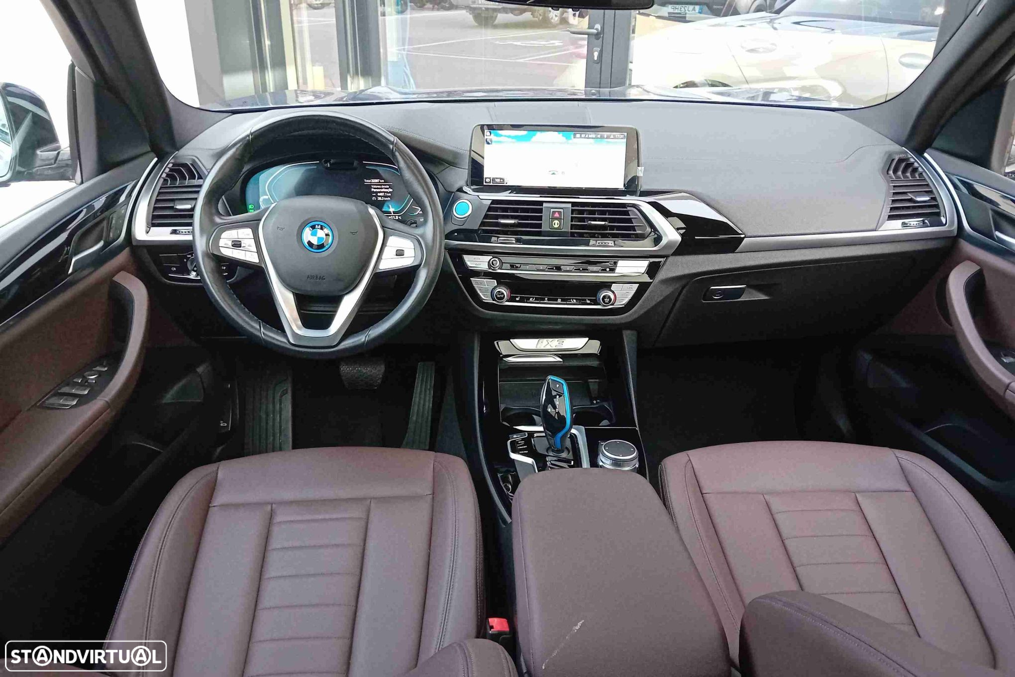 BMW iX3 Inspiring - 10