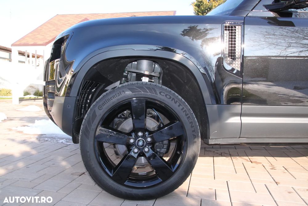 Land Rover Defender 110 3.0D 250 MHEV Hard Top X-Dynamic SE - 9