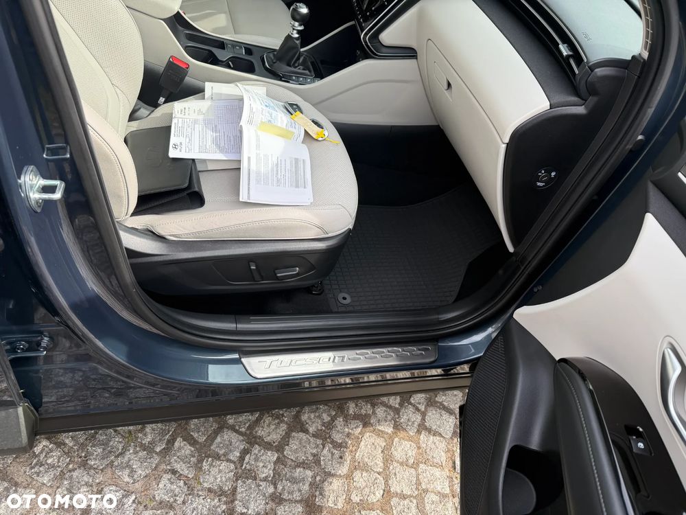 Hyundai Tucson 1.6 T-GDi 48V-Hybrid 2WD Select - 15