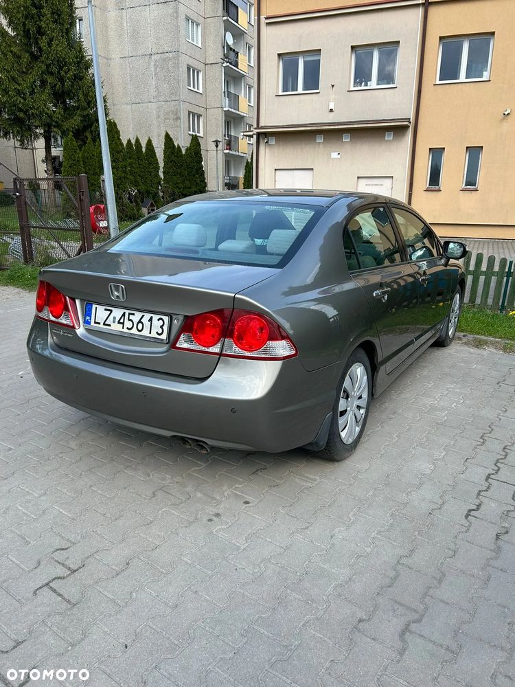 Honda Civic - 4