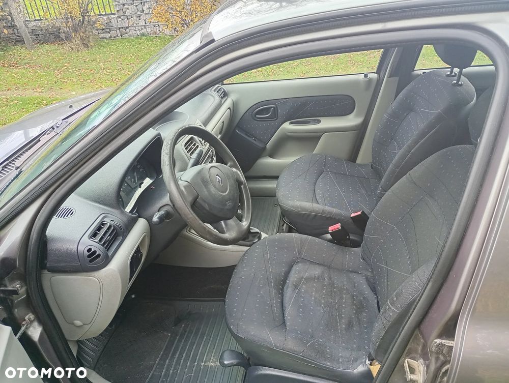 Renault Thalia - 10