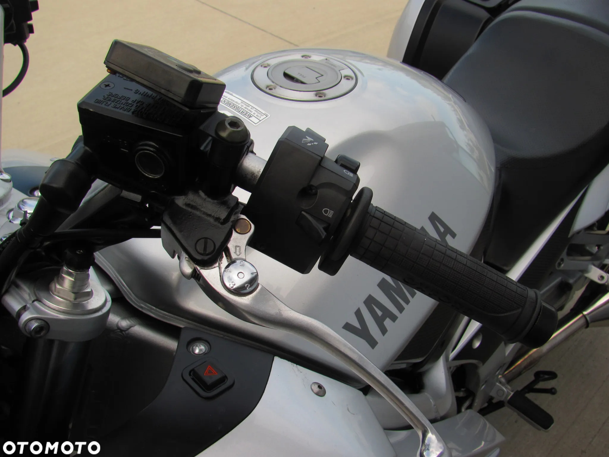 Yamaha FJR - 15