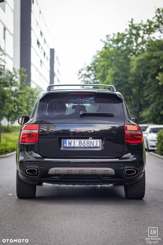 Porsche Cayenne - 6