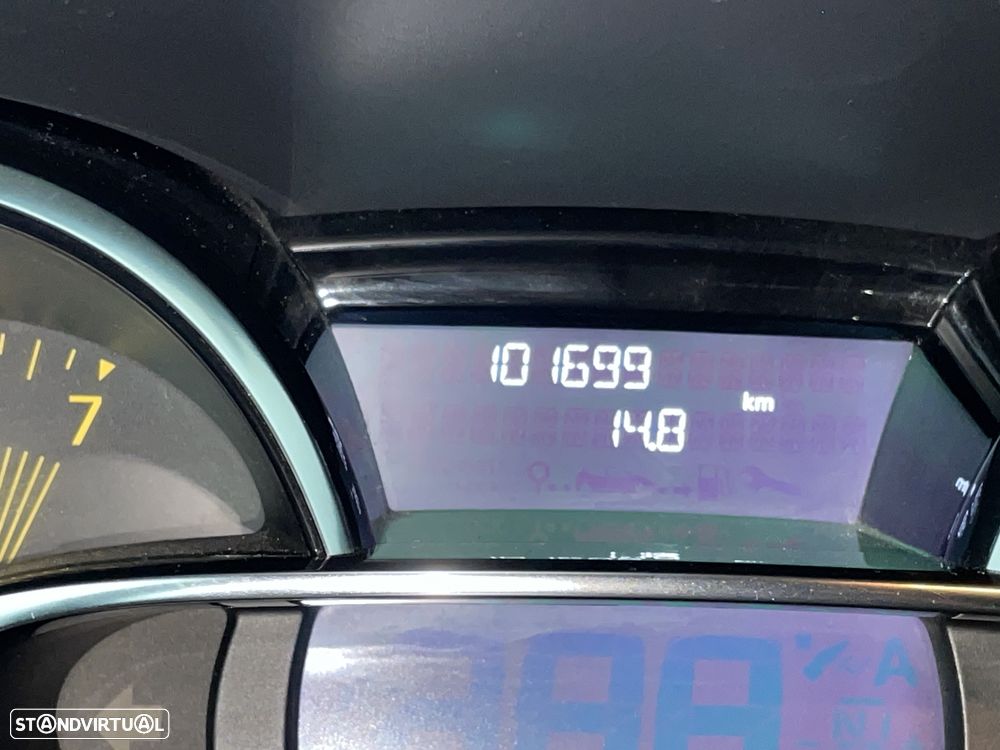 Renault Clio - 2