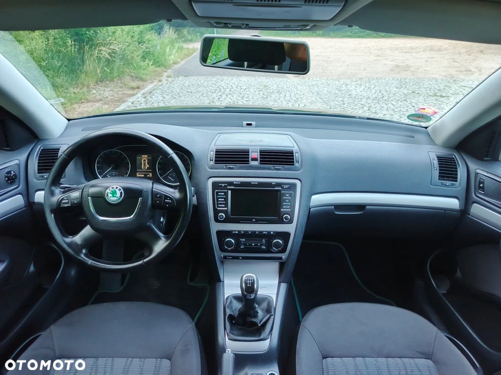 Skoda Octavia 1.6 TDI DPF Ambition - 7