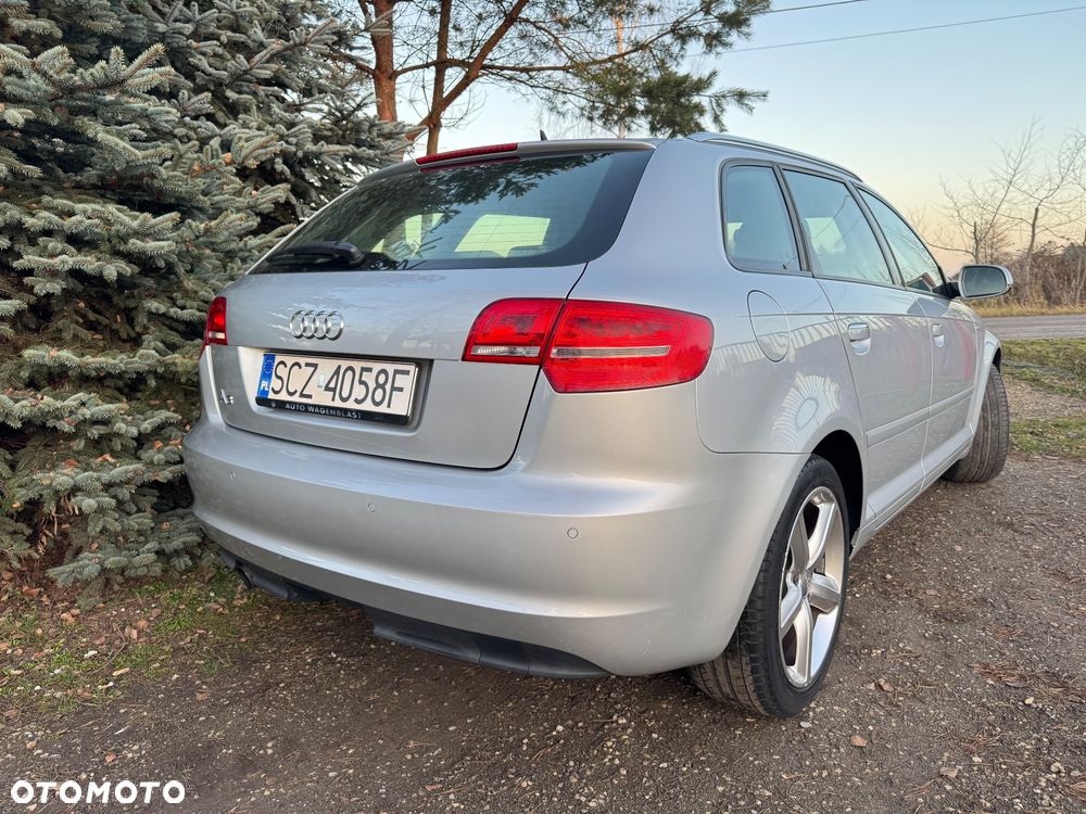 Audi A3 Sportback - 4
