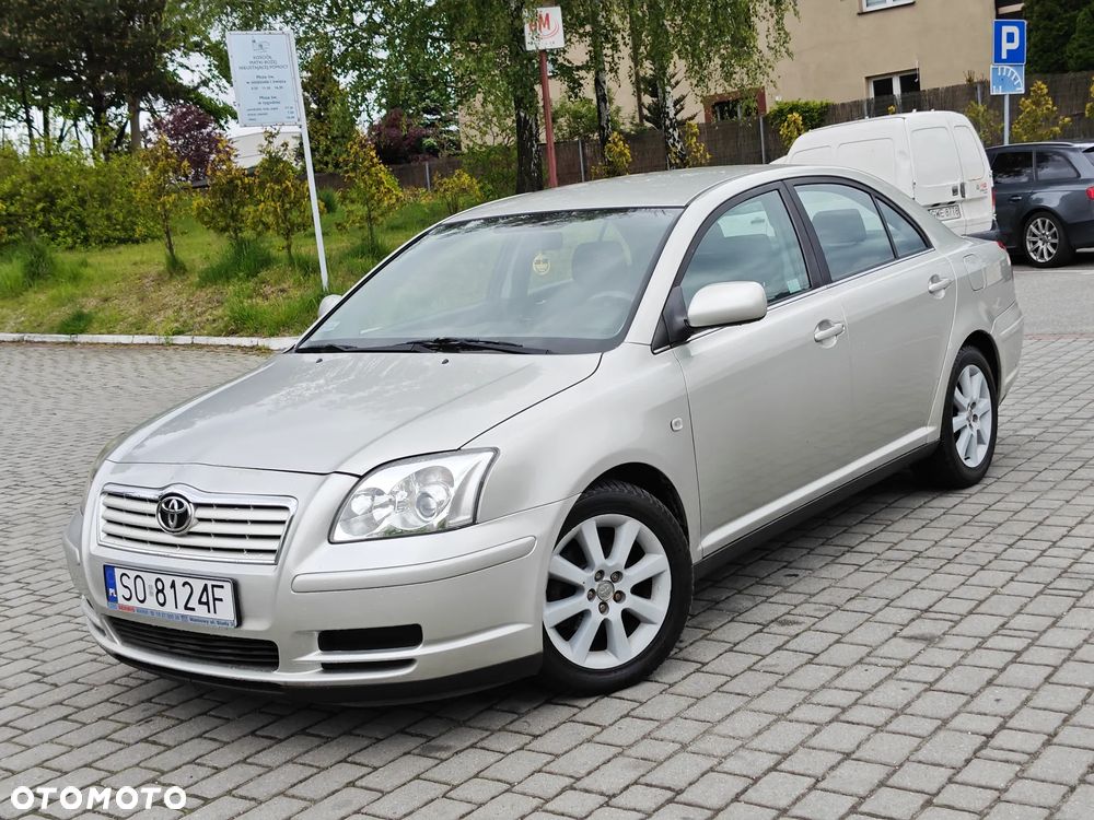 Toyota Avensis 1.8 Terra - 1