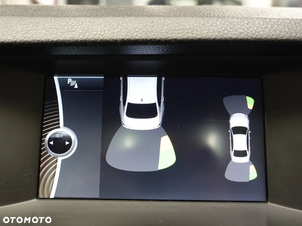 BMW Seria 5 528i - 31