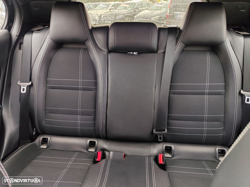 Mercedes-Benz GLA 220 d Style - 30