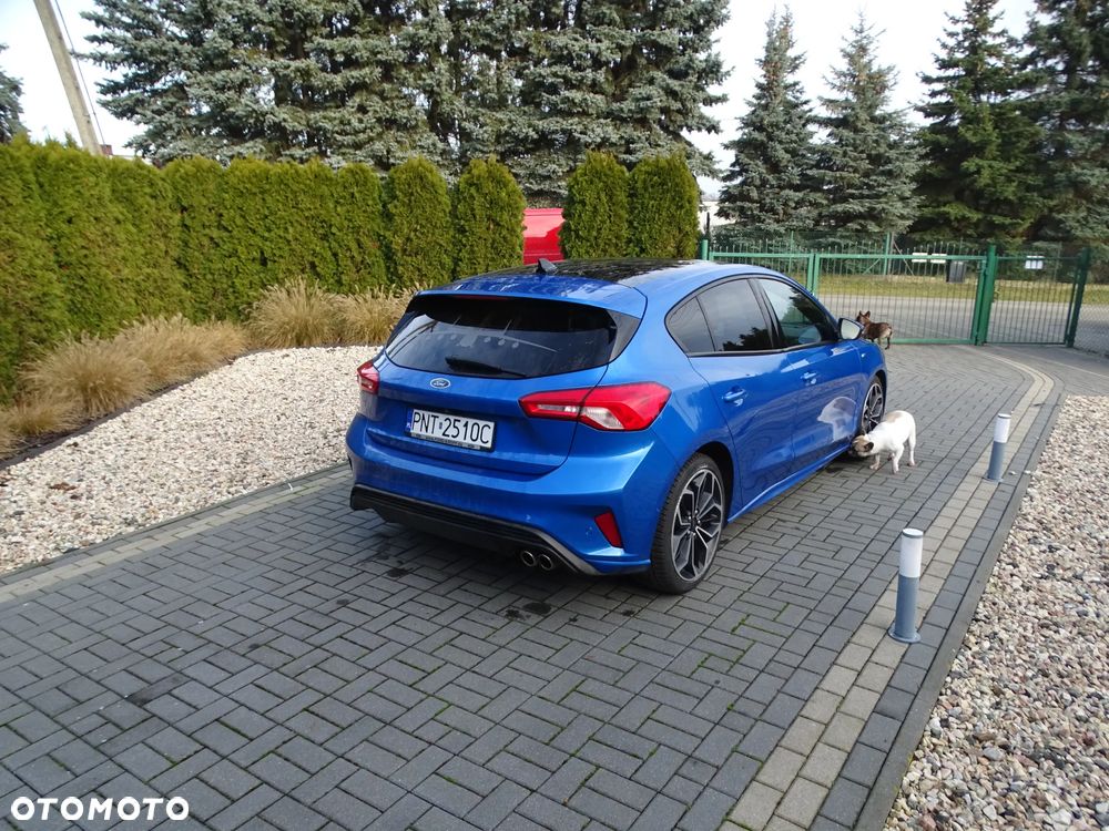 Ford Focus 1.5 EcoBlue Start-Stopp-System ST-LINE STYLE - 4